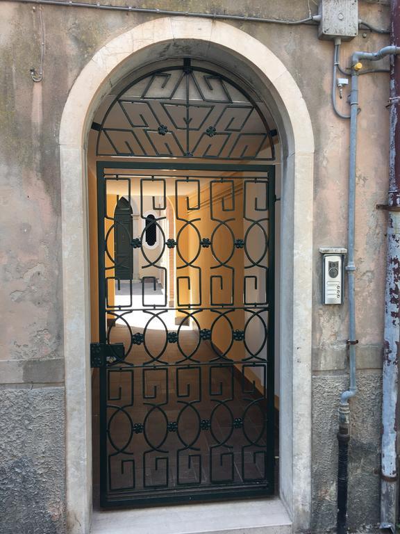 شقة Palazzo Penzo Bellemo كيودجا المظهر الخارجي الصورة